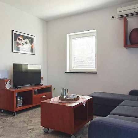Lukovo Seafront Apartments Екстер'єр фото