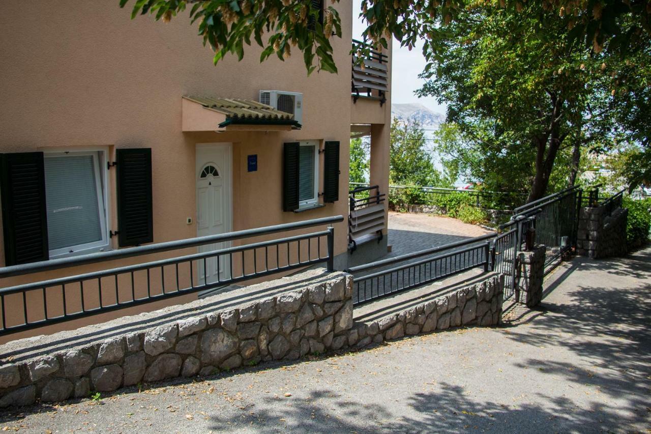 Lukovo Seafront Apartments Екстер'єр фото