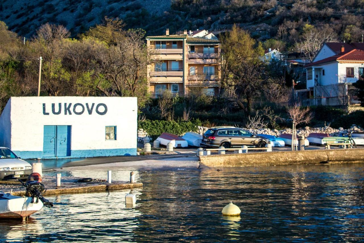 Lukovo Seafront Apartments Екстер'єр фото